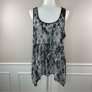 Torrid Chiffon Skull Sharkbite Tank Top. SZ:0